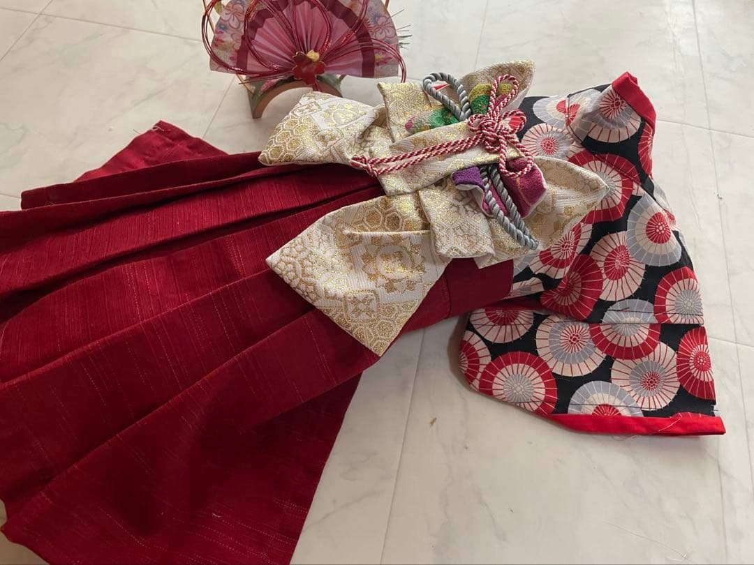 ぽめみ　わんちゃんの袴の着物 オーダー　女の子用　１着