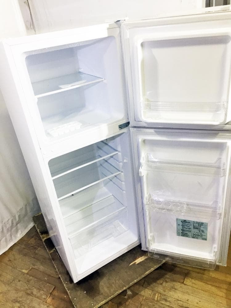 30日迄！GrandLine 138L 冷蔵庫【AR-138L02WH】