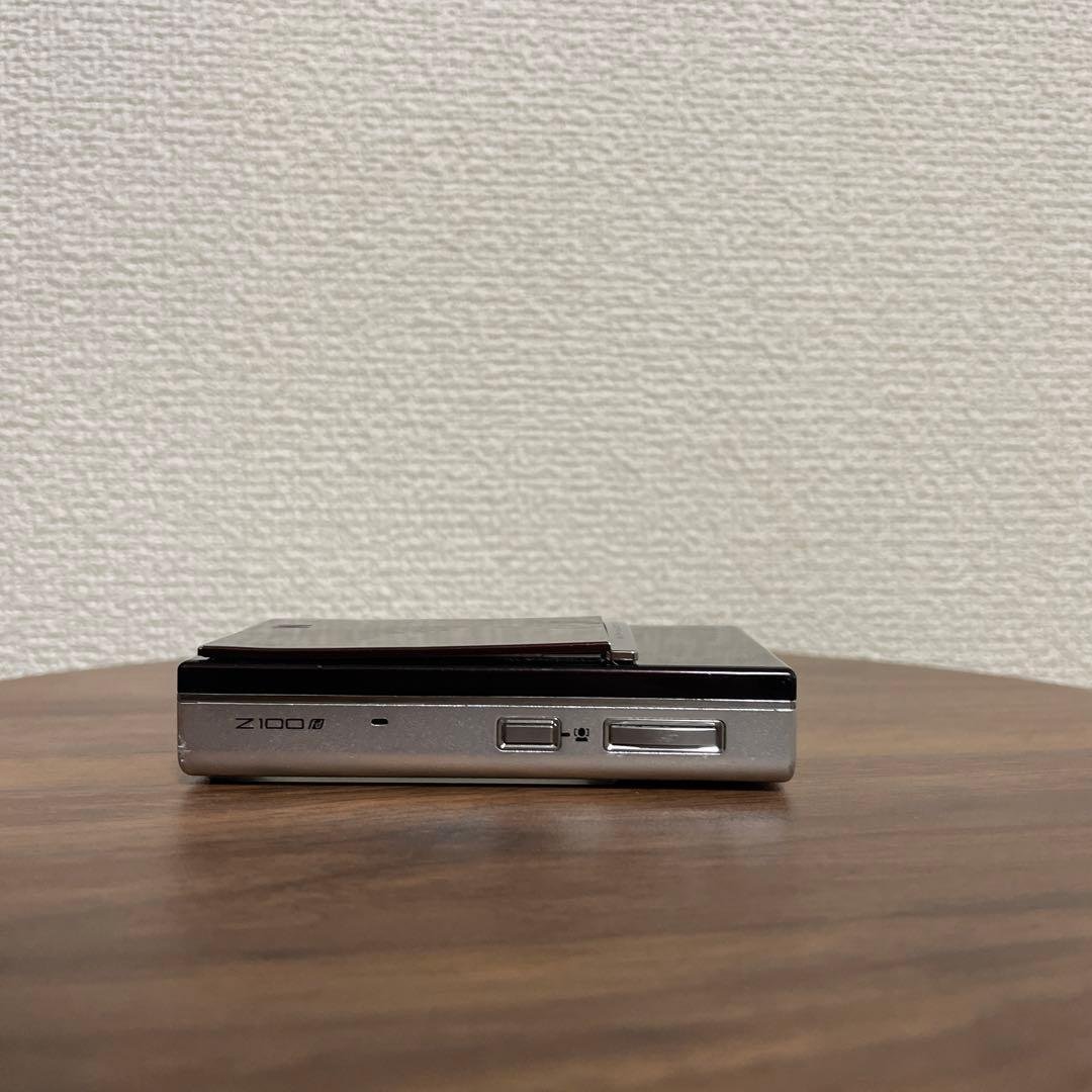 【オールドコンデジ】 FUJIFILM FinePix Z100fd