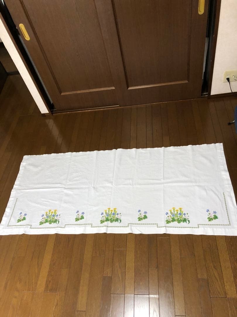 メゾンドヨシコ　一点物　ピアノカバー　クロスステッチ　ハンドメイド