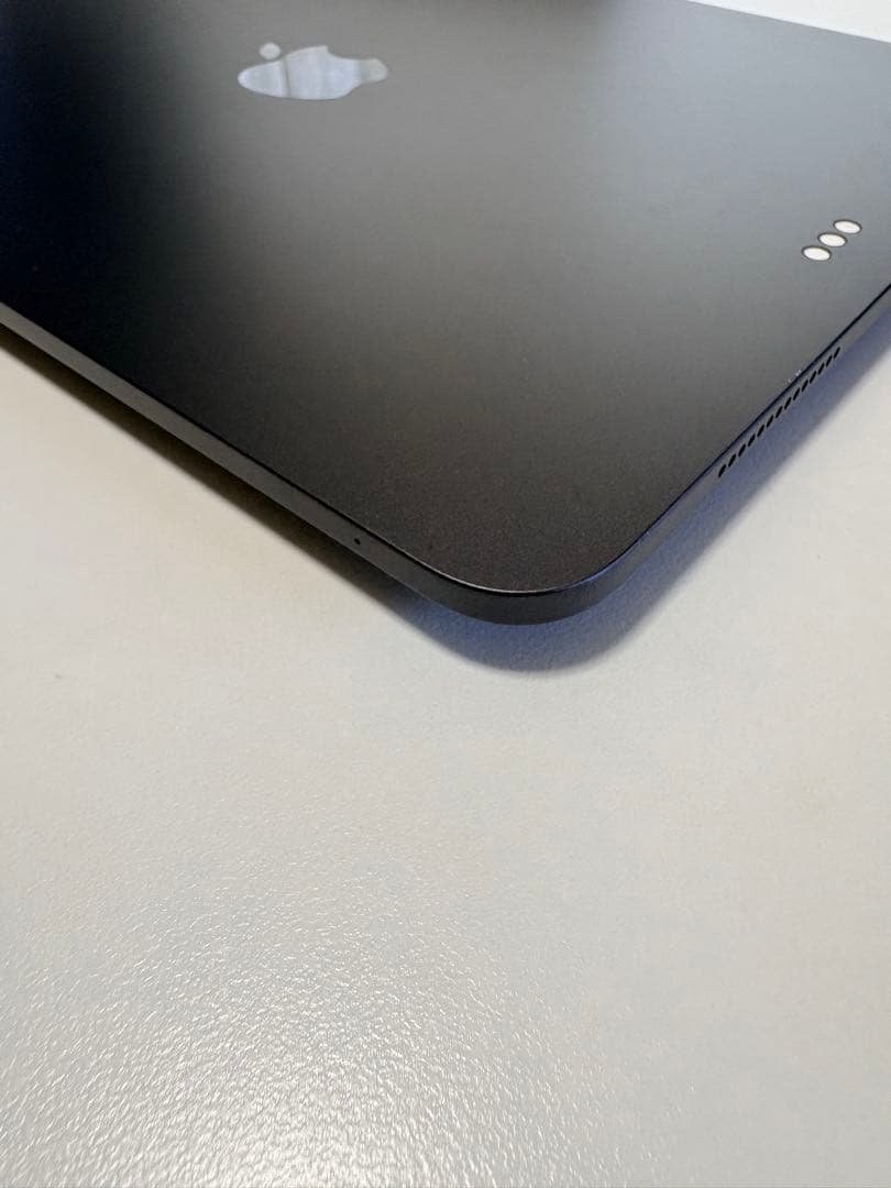 [美品] 充電回数24回　iPadPro 11インチ (M4) 256GB 本体